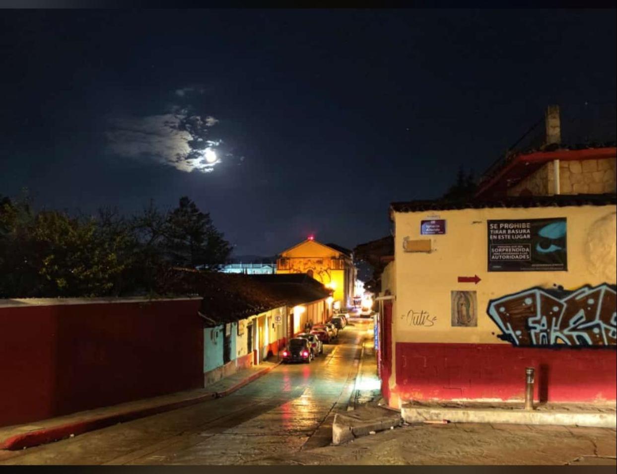 ホテル Berlin61 San Cristóbal de Las Casas エクステリア 写真