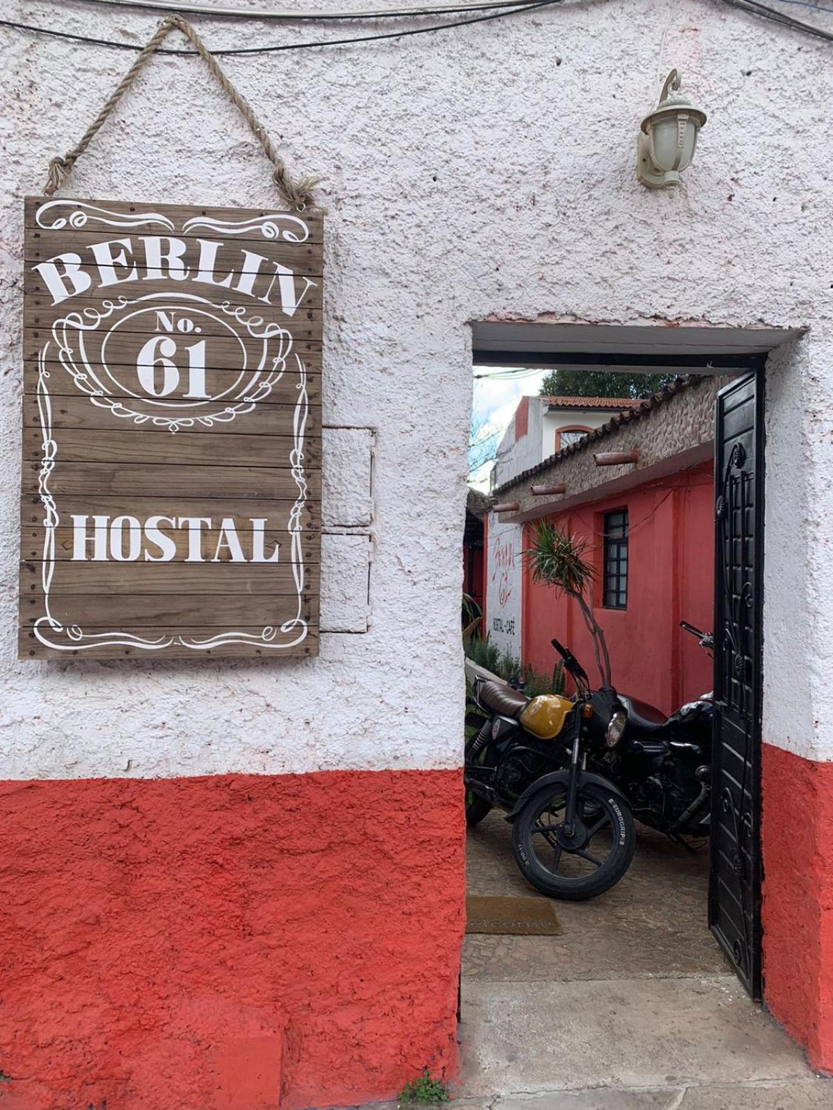 ホテル Berlin61 San Cristóbal de Las Casas エクステリア 写真