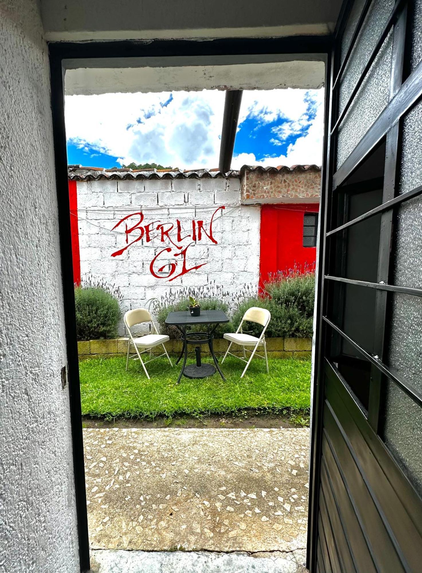 ホテル Berlin61 San Cristóbal de Las Casas エクステリア 写真
